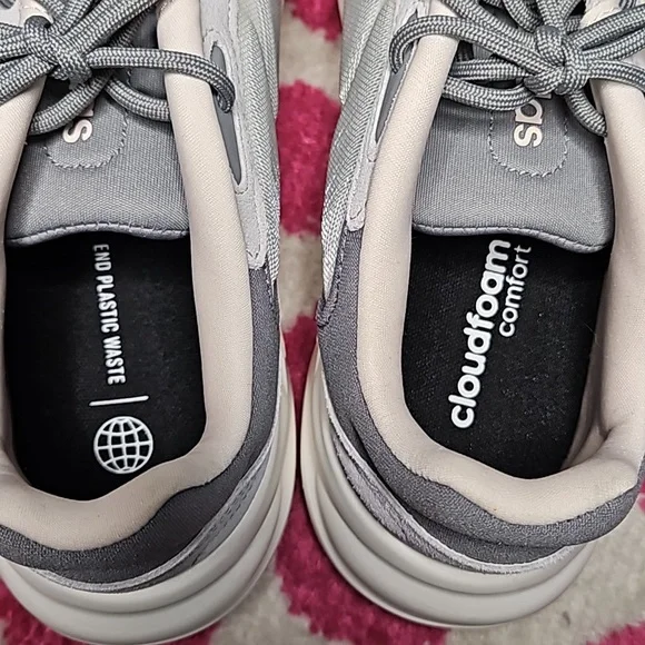 Adidas Ozelle Running Shoes - Picture 6 of 7